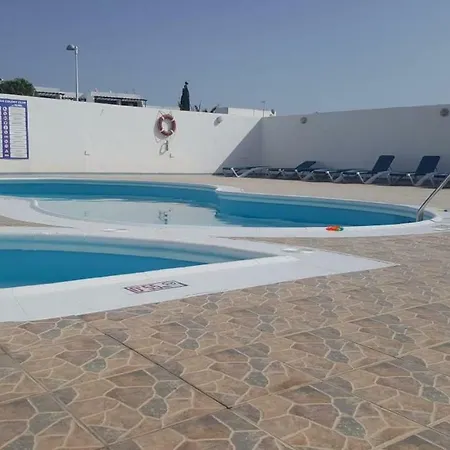 Vivienda Tauro Apartment Puerto del Carmen  Exterior photo