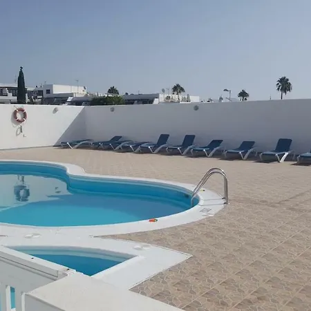 Vivienda Tauro Apartment Puerto del Carmen  Exterior photo
