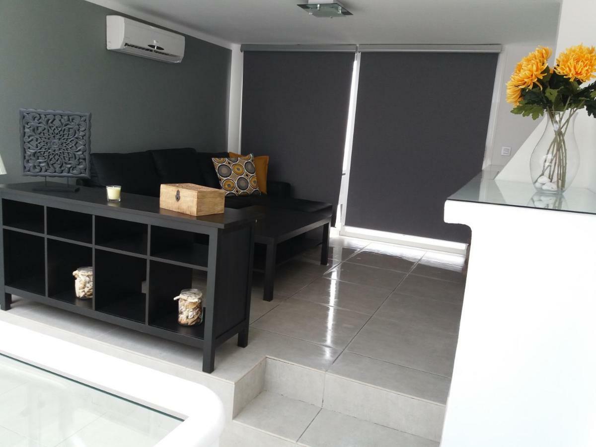 Vivienda Tauro * Puerto del Carmen (Lanzarote)